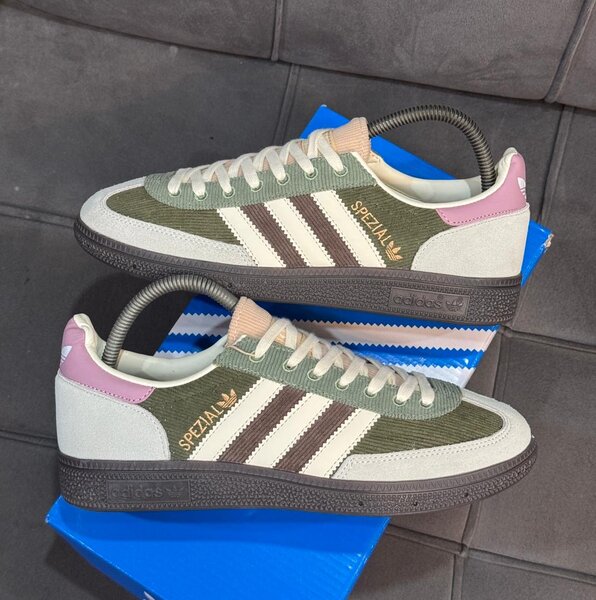 Baskets Adidas Spezial