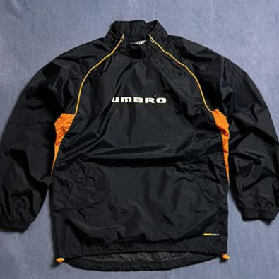 Vintage UMBRO jumper size : L