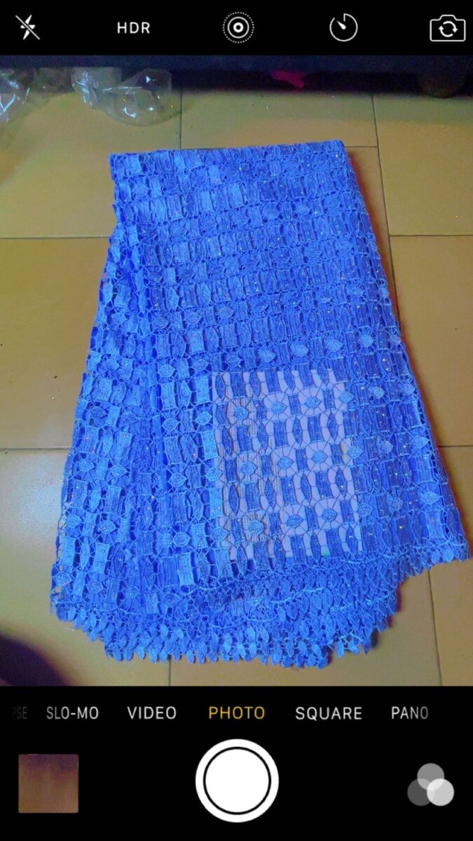 Tissu dentelle pailleté