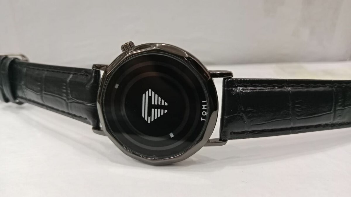 Tomi watch