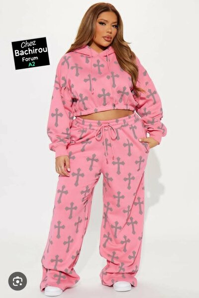 Ensemble de survêtement rose