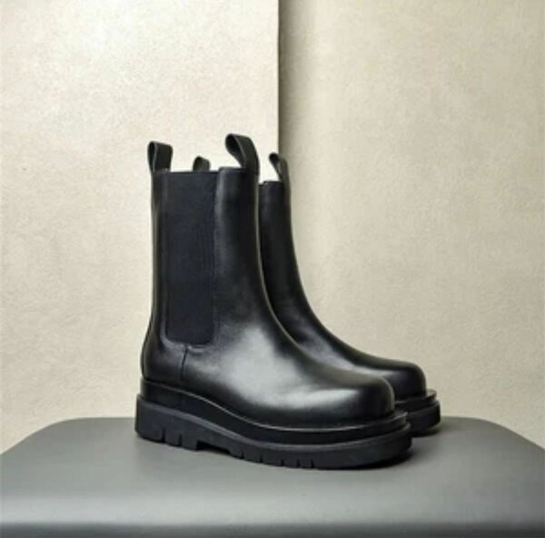 Brogues & Bottega boots