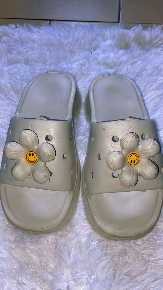 Mules et sabots colorés confortables