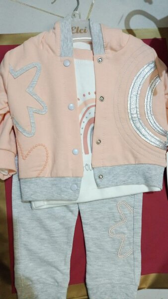 Ensemble bébé mignon brodé