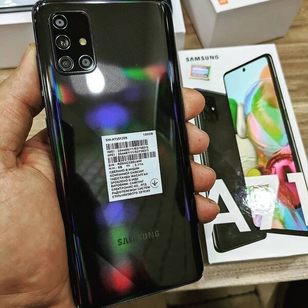 Téléphone Samsung A71 noir