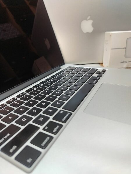 Macbook pro i7  sac et pod kdo