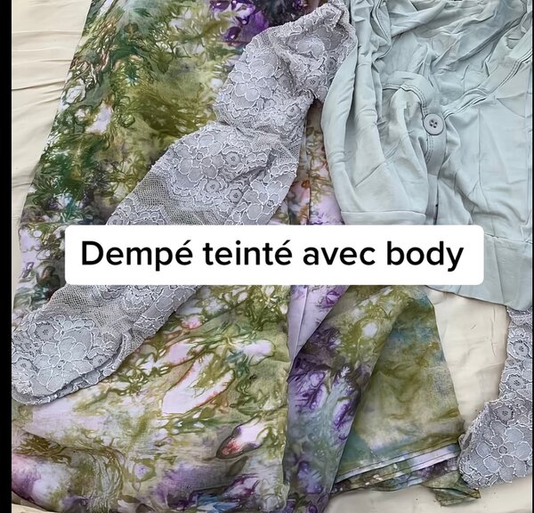 Ensemble cardigan et jupe