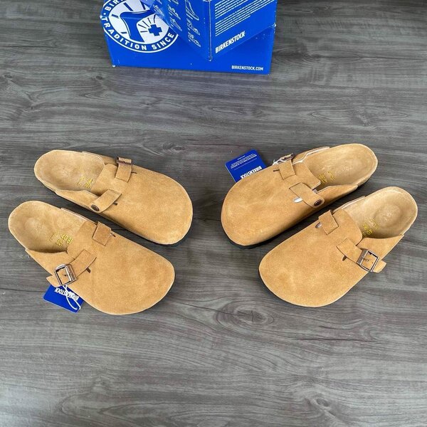 BOSTON BIRKENSTOCKS SLIPPERS