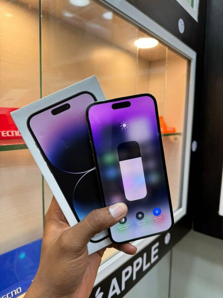 iPhone 14 pro max deuxième main propre