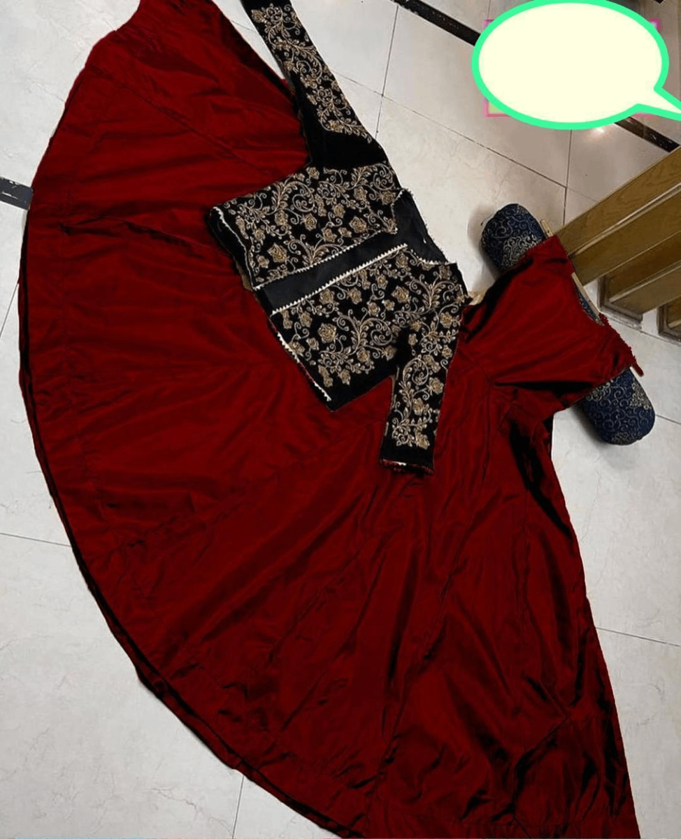 Stunning two pieces embroidery Slik maxi suit with Jacket