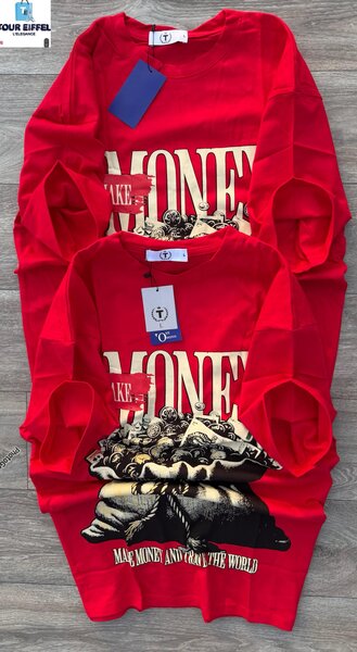 T-shirt rouge avec motif argent