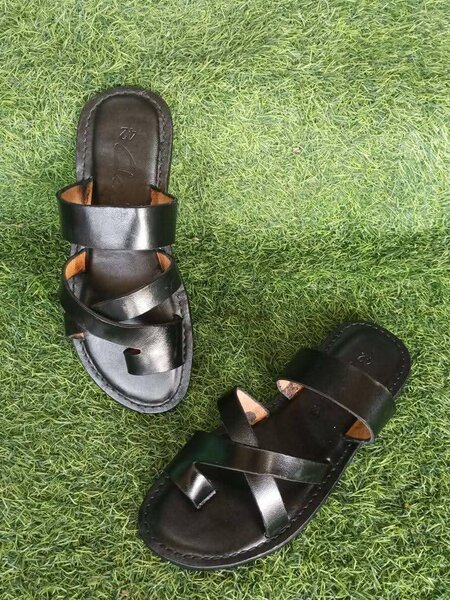 Sandales en cuir tressé