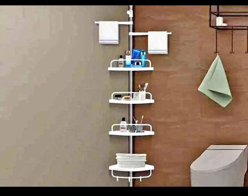 Montre connectée et étagère toilettes