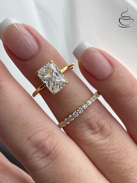 Bracelets ,chains,watches etc