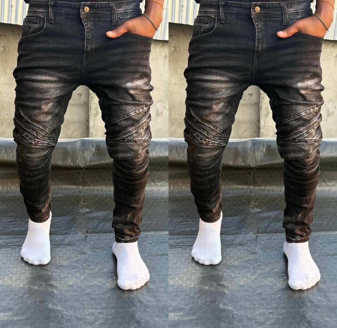 Jeans slim déchirés modernes