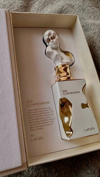 Parfum Her Confession  Lattafa