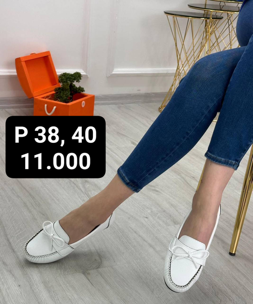 mocassins en cuir avec nœud papillon-blanc