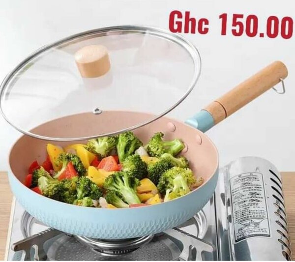 Non-stick frying pan