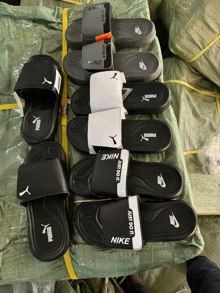 Dash boutique, Sandales