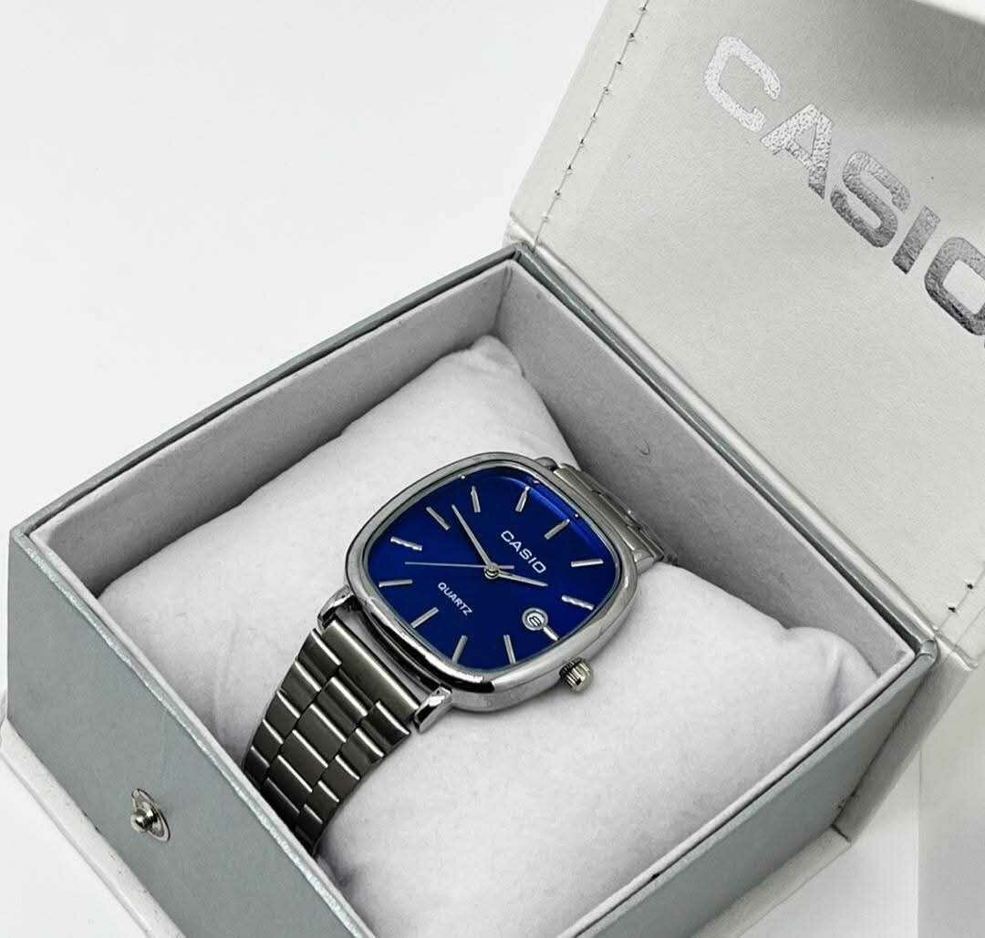 Montre Casio en acier inoxydable