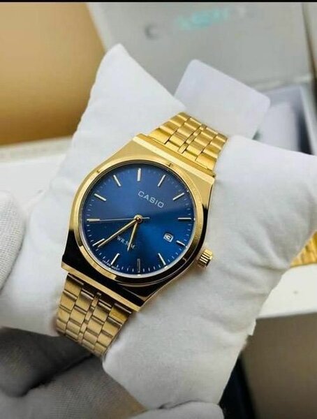 Montre Casio dorée homme