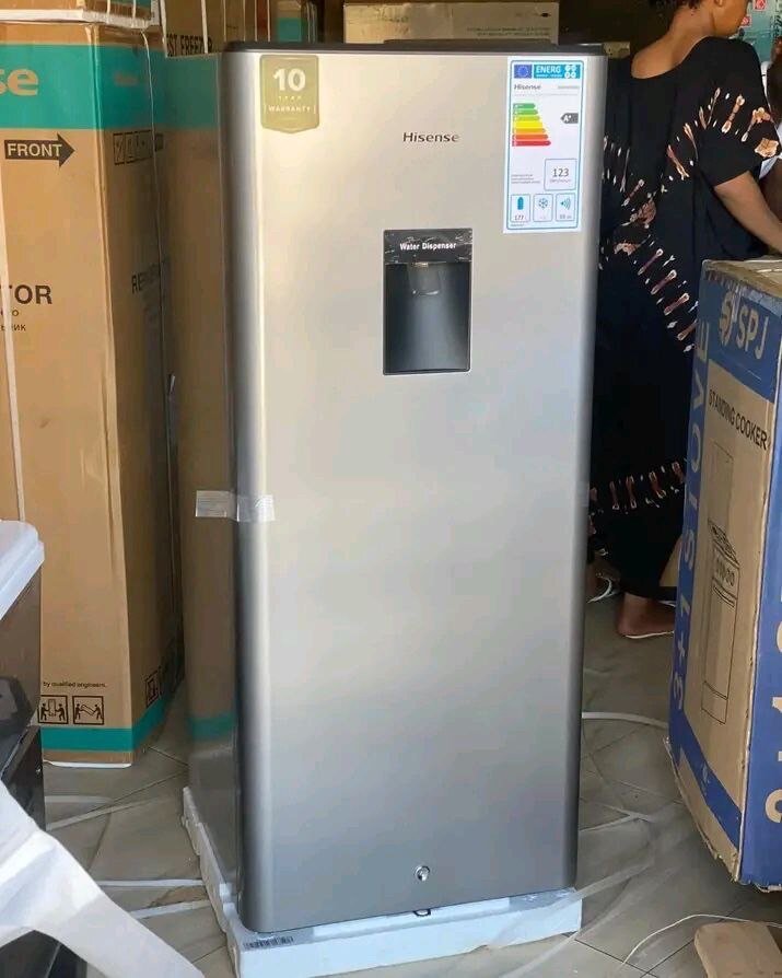 ADH TABLE TOP REFRIGERATOR