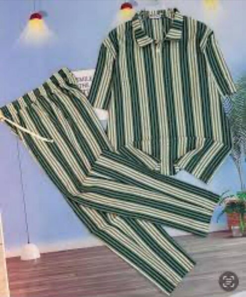 Ensembles, Complets Hommes