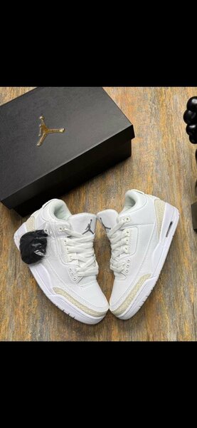 AIR JORDAN ALL WHITE