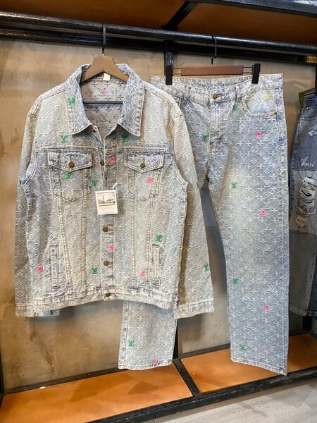 Ensemble en denim floral