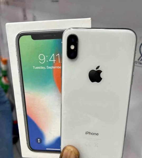 Apple iPhone X 64GB Argent