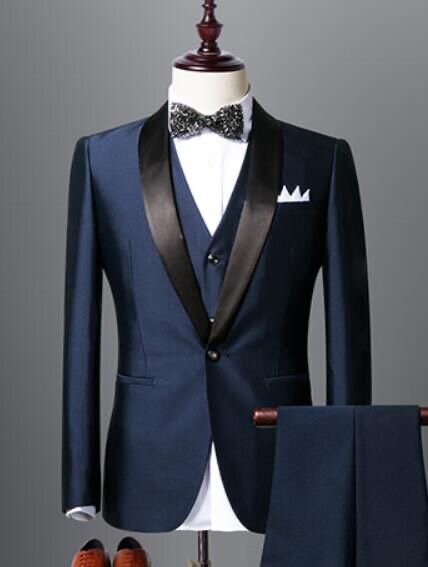 Smoking élégant homme