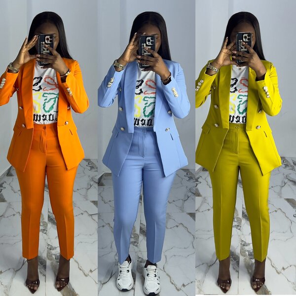 Ensemble pantalon et veste de costume pour femme