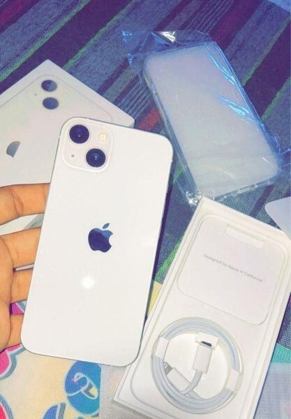 iPhone Blanc avec Accessoires