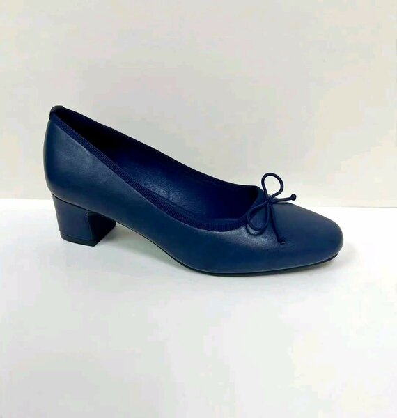 Escarpins à talon bas élégants