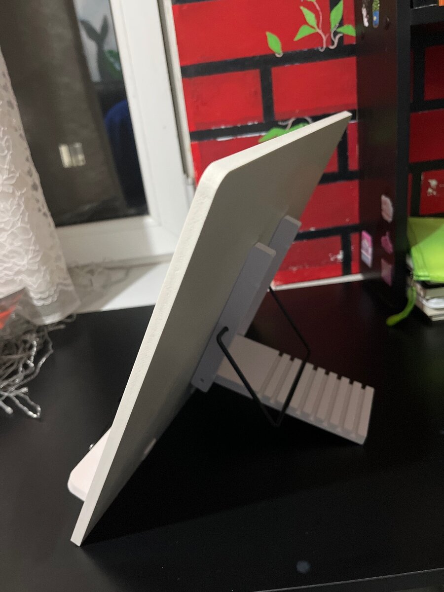 Подставка для книг