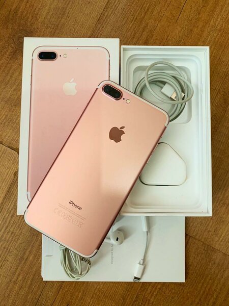 7 PLUS 128GB IN BOX