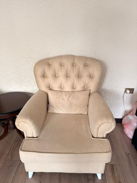 Диван и кресла