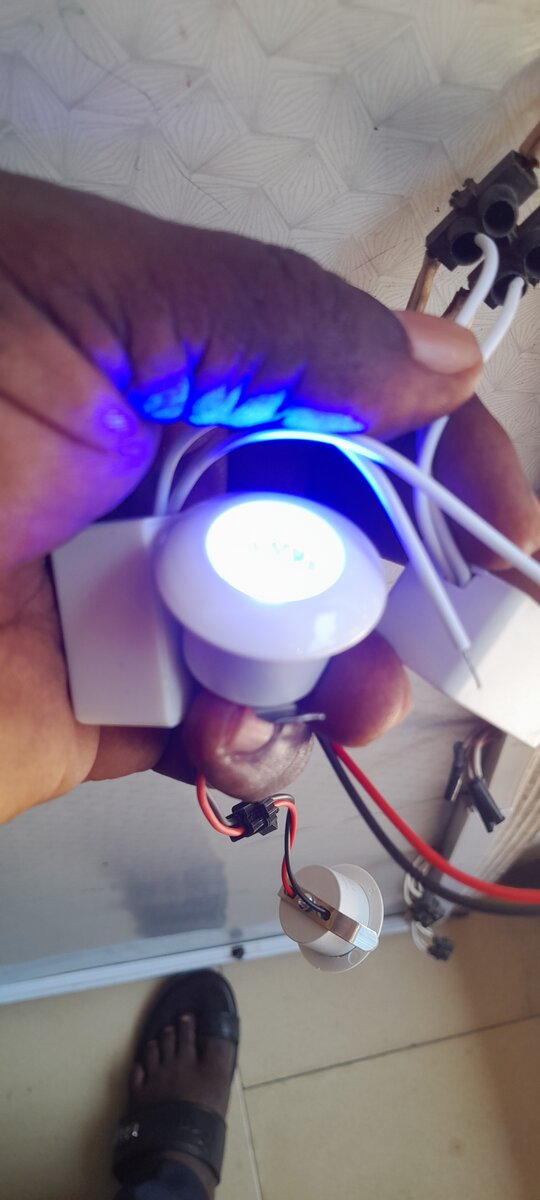 Ceilings spots light, all colours, available