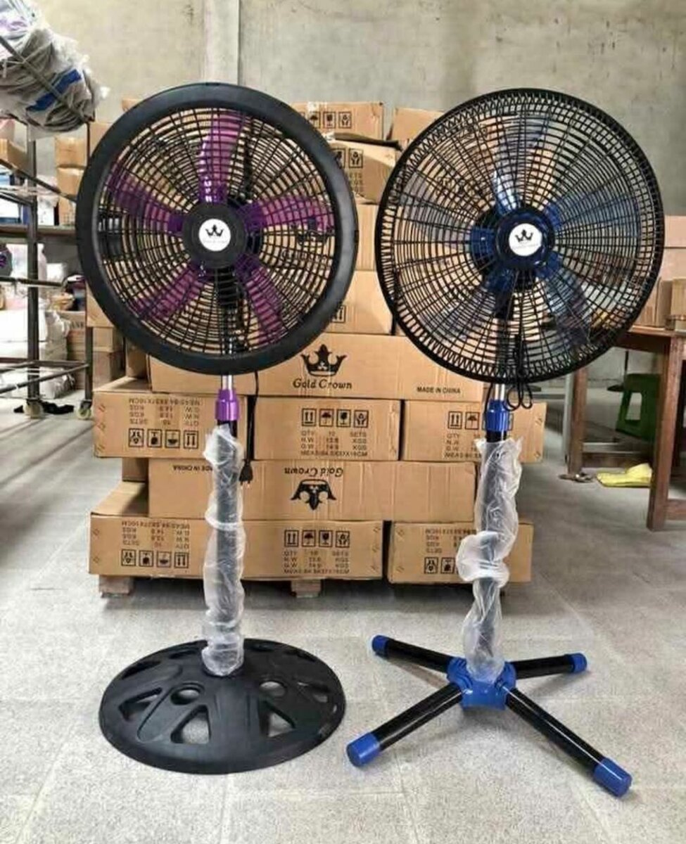 Ventilateur sur pied