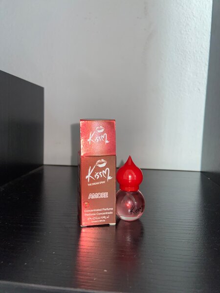 Parfum Kiss Kiss