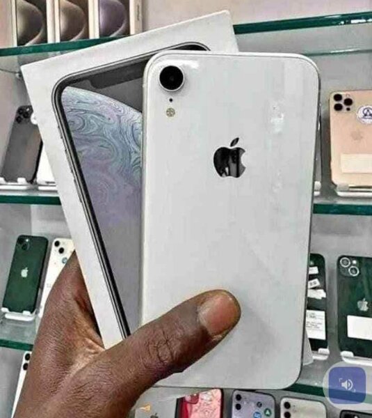 Smartphone Apple iPhone XR