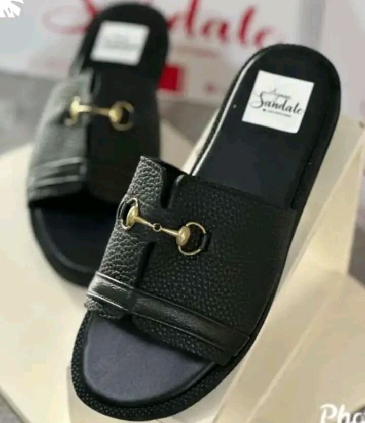 Sandales en cuir élégantes