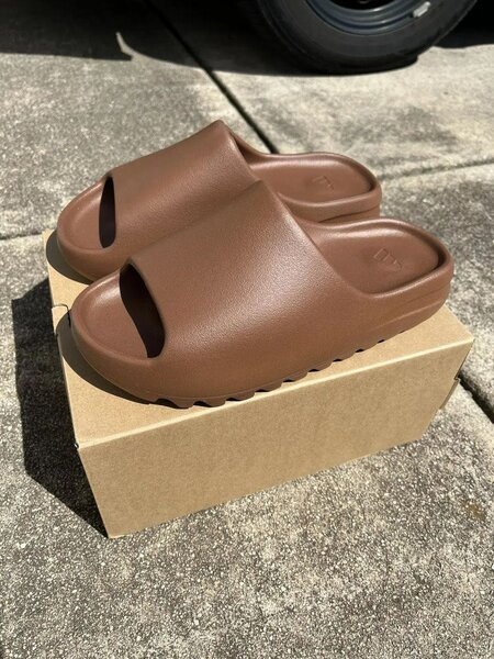 Adidas Yeezy  slides