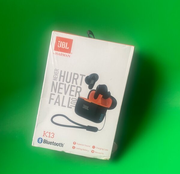 Écouteurs Bluetooth JBL K13