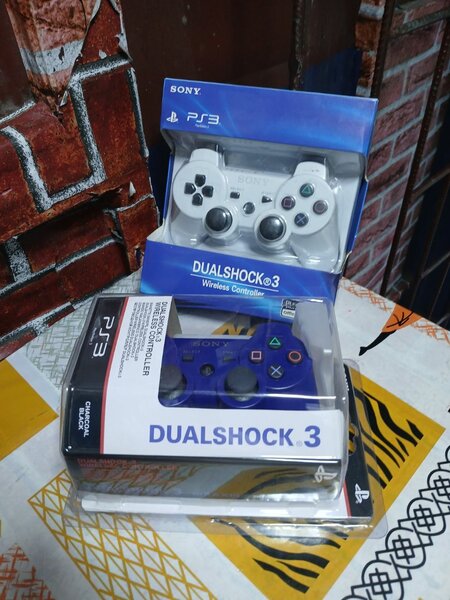 Manettes PS3 DualShock 3