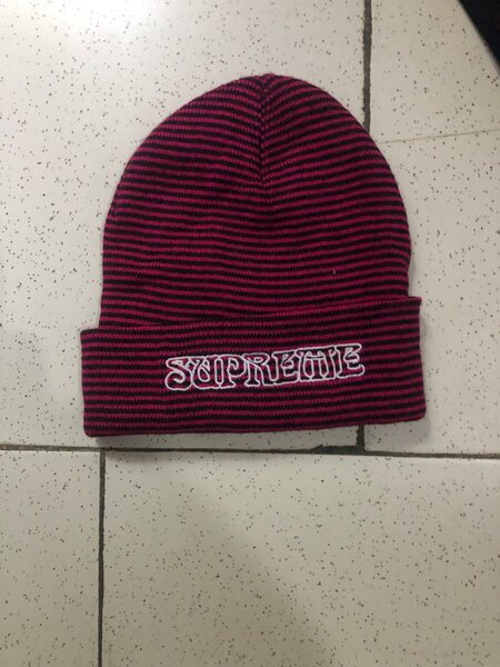 Bonnet rayé tendance