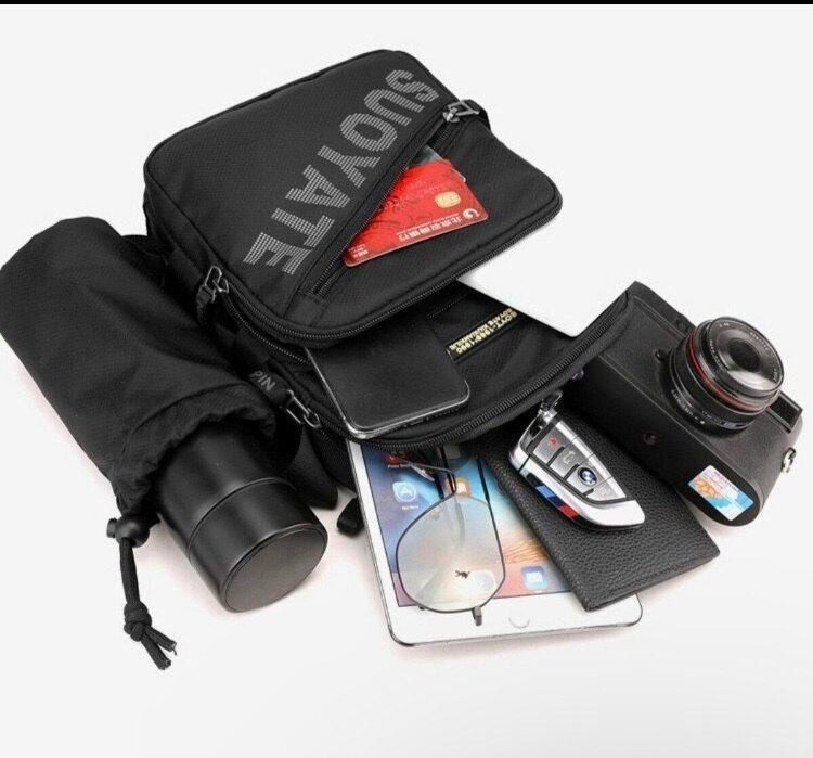 Sac à bandoulière plus gourde