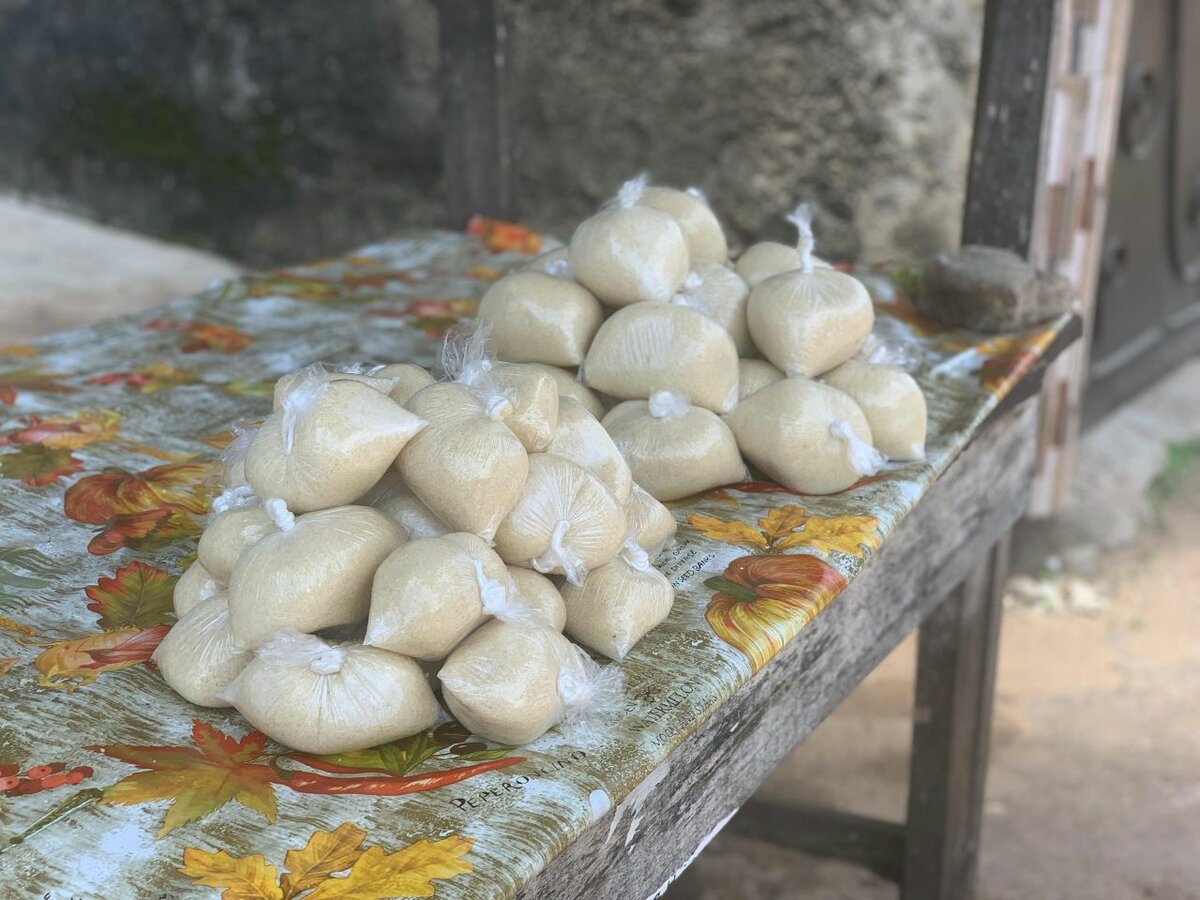 Attieke lagunaire 5 à 1000f