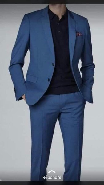 Costume ordinaire (simple) la veste et le pantalon