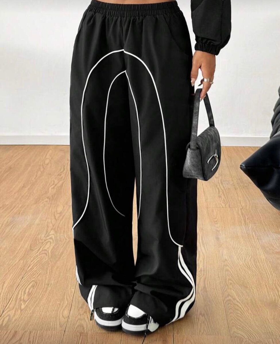 Pantalon large noir design